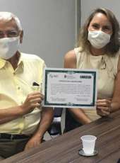 Adagri entrega primeiro Certificado de Adesão ao SISBI-POA a uma fábrica de laticínios