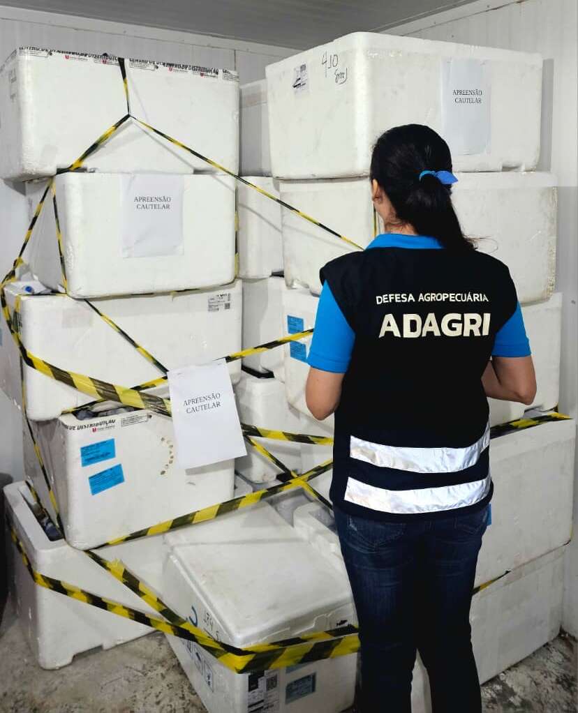 Adagri apreende cautelarmente doses da vacina Excell 10 no Ceará