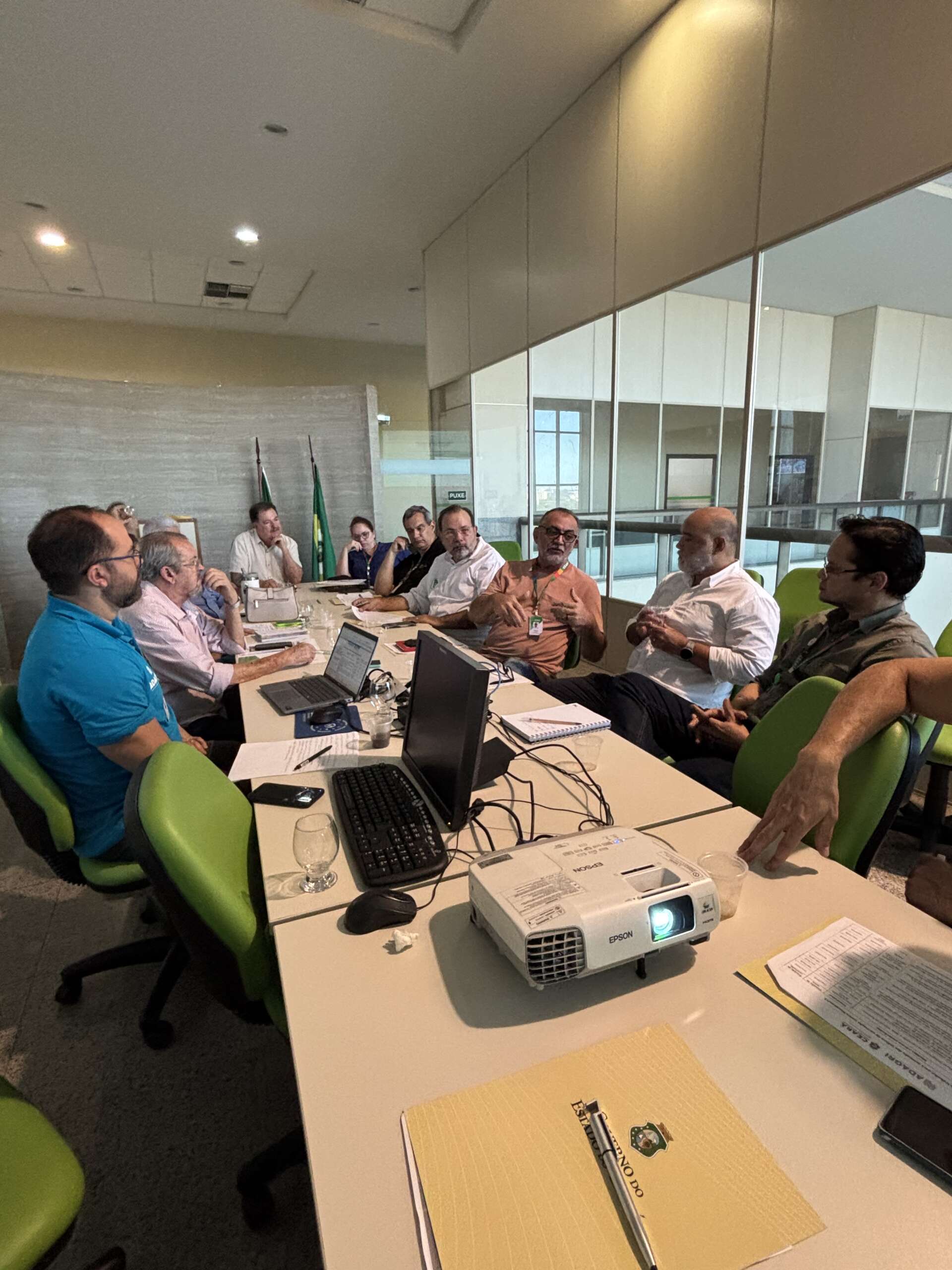 Adagri e parceiros realizam reunião de alinhamento para instalação da Comissão Estadual de Combate à Brucelose e à Tuberculose (CECBT-CE)
